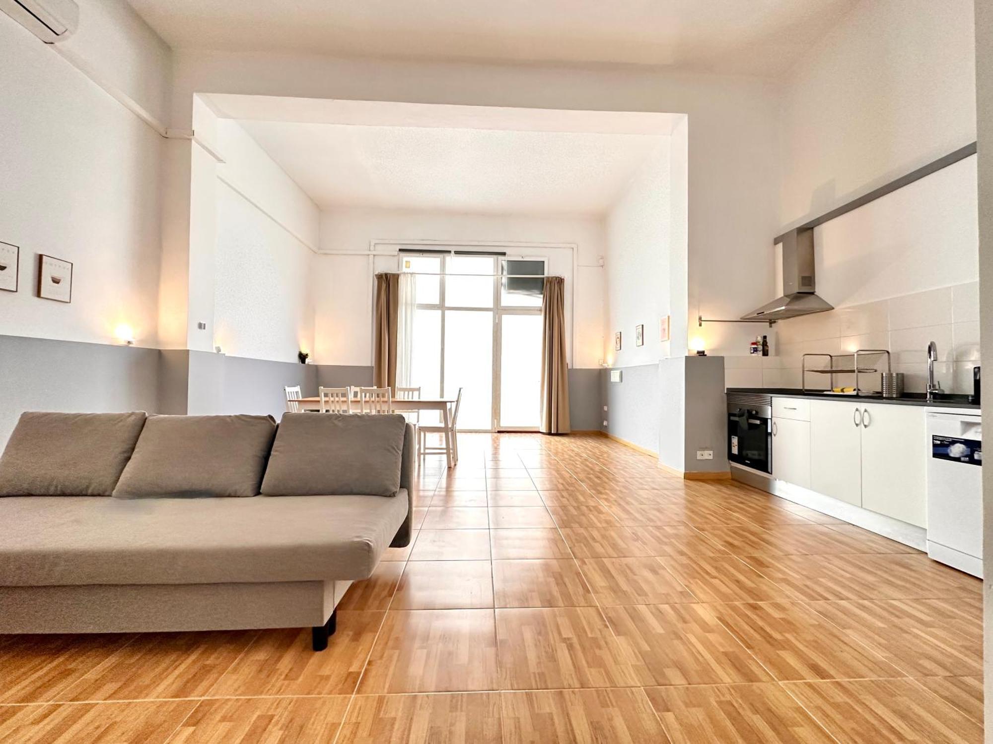 Benimaclet Industrial Apartment